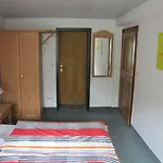 Hof Guttels Waldgasthof Ferienpension 2*