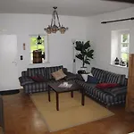 Guest house Hof Guttels Waldgasthof Ferienpension Rotenburg an der Fulda