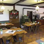 Guest house Hof Guttels Waldgasthof Ferienpension Rotenburg an der Fulda