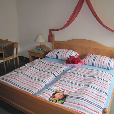 Gasthof Hof Guttels Waldgasthof Ferienpension 2*