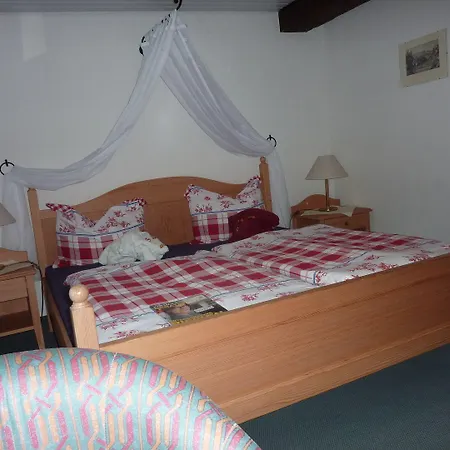 Gasthof Hof Guttels Waldgasthof Ferienpension Rotenburg an der Fulda