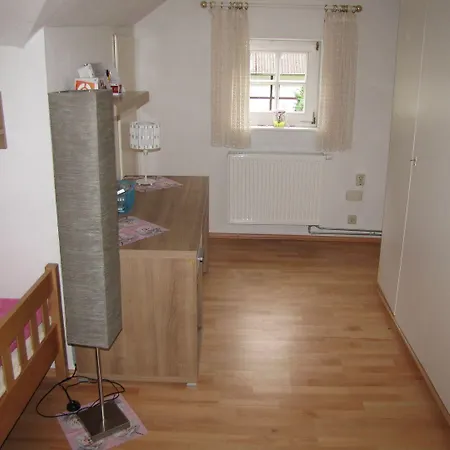 Hof Guttels Waldgasthof Ferienpension Affittacamere 2*