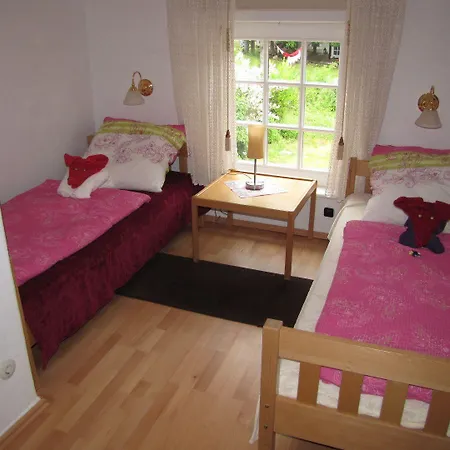 Affittacamere Hof Guttels Waldgasthof Ferienpension Rotenburg an der Fulda