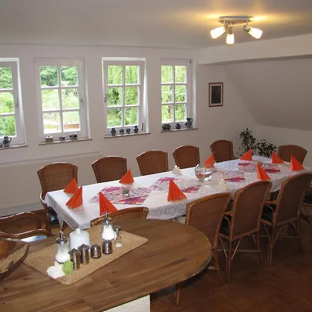 Hof Guttels Waldgasthof Ferienpension 2*