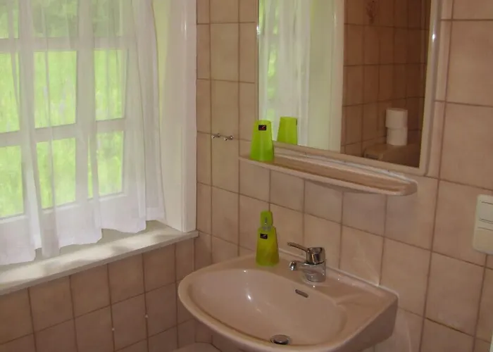 Hof Guttels Waldgasthof Ferienpension 2*