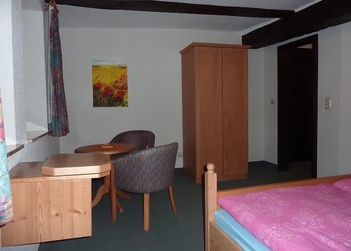 Hof Guttels Waldgasthof Ferienpension Gasthuis 2*